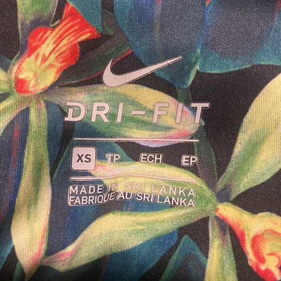 Nike Print & Mesh Legging - Picture 6 of 6